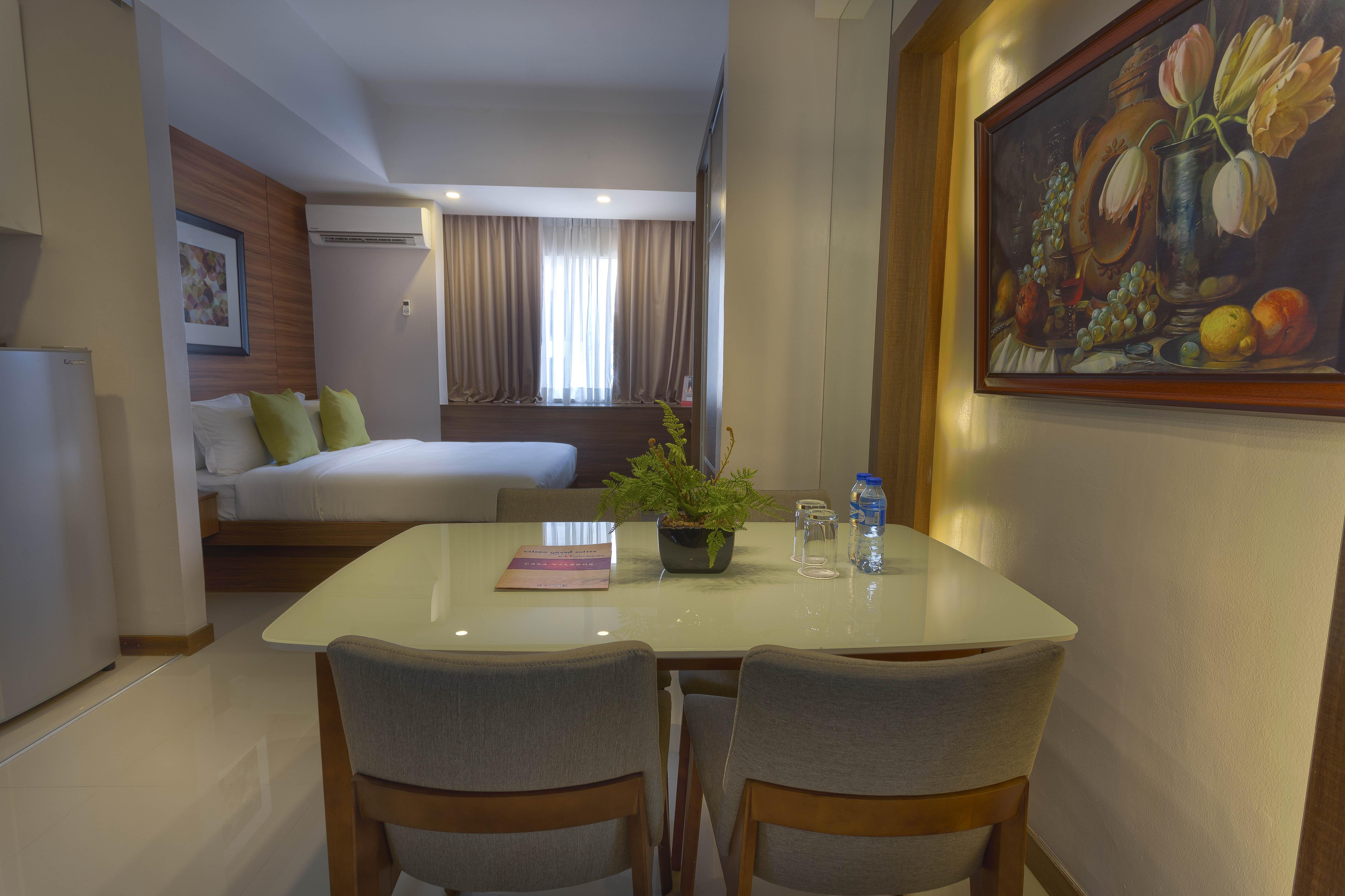 Valero Grand Suites By Swiss-Belhotel Makati City Dış mekan fotoğraf